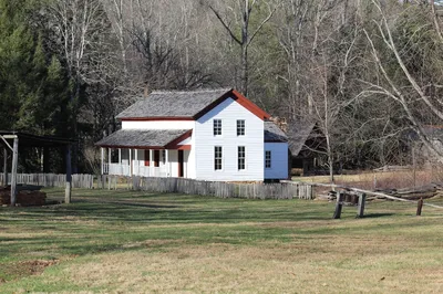 becky cable house cades cove