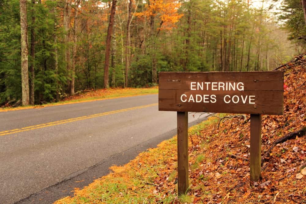 Entrance of Cades Cove in the fall