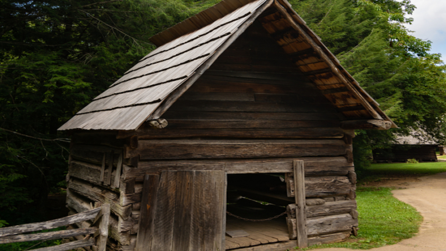 5 Cades Cove Cabins and Buildings That Have Been Moved