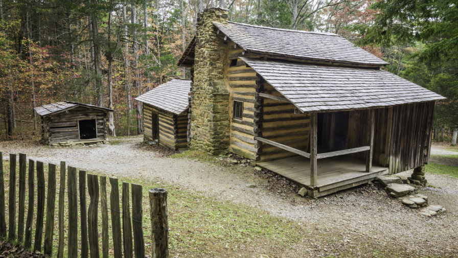 5 Things You Didn’t Know About the Historic Cabins in Cades Cove
